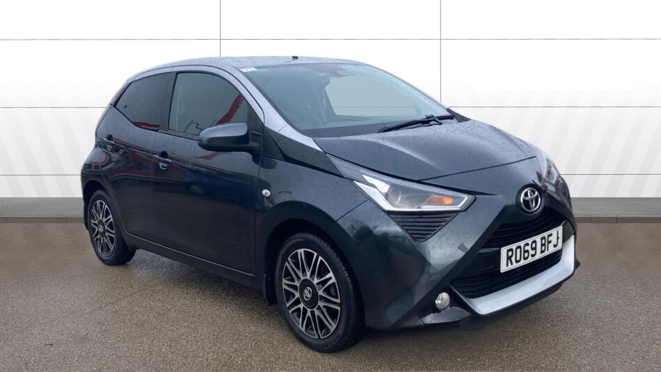 Toyota Aygo 1.0 VVT-i X-Clusiv 5dr Petrol Hatchback
